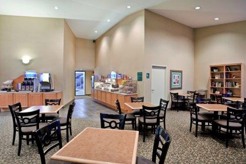 Express By Ihg Hotel Roseburg