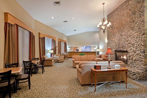 Express By Ihg Hotel 3*